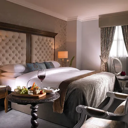 West Cork Отель