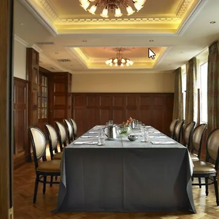West Cork سكيبيرين