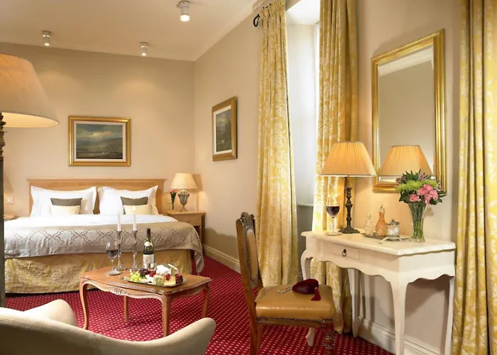 West Cork Hotel 3*