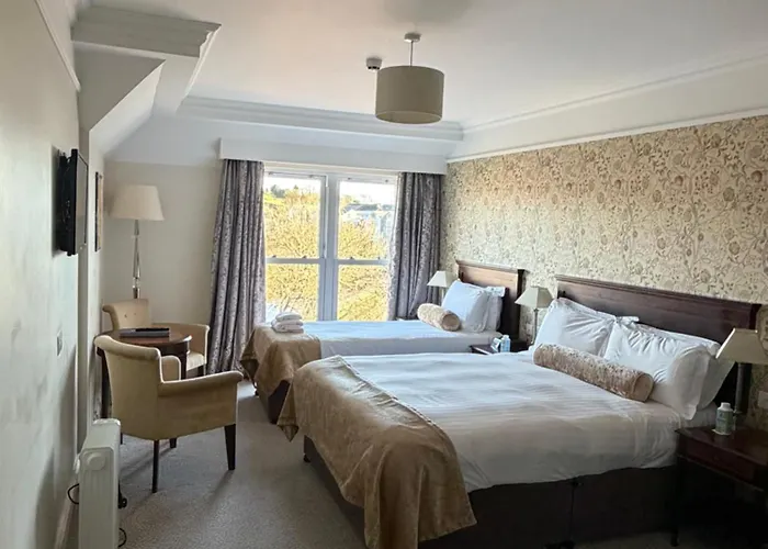 West Cork Hotel 3*